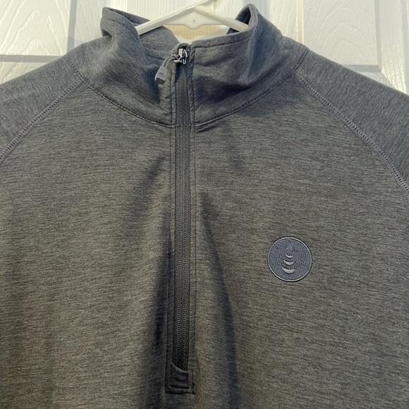 NWT branded storm creek athletic quarter zip - Picture 2 of 6